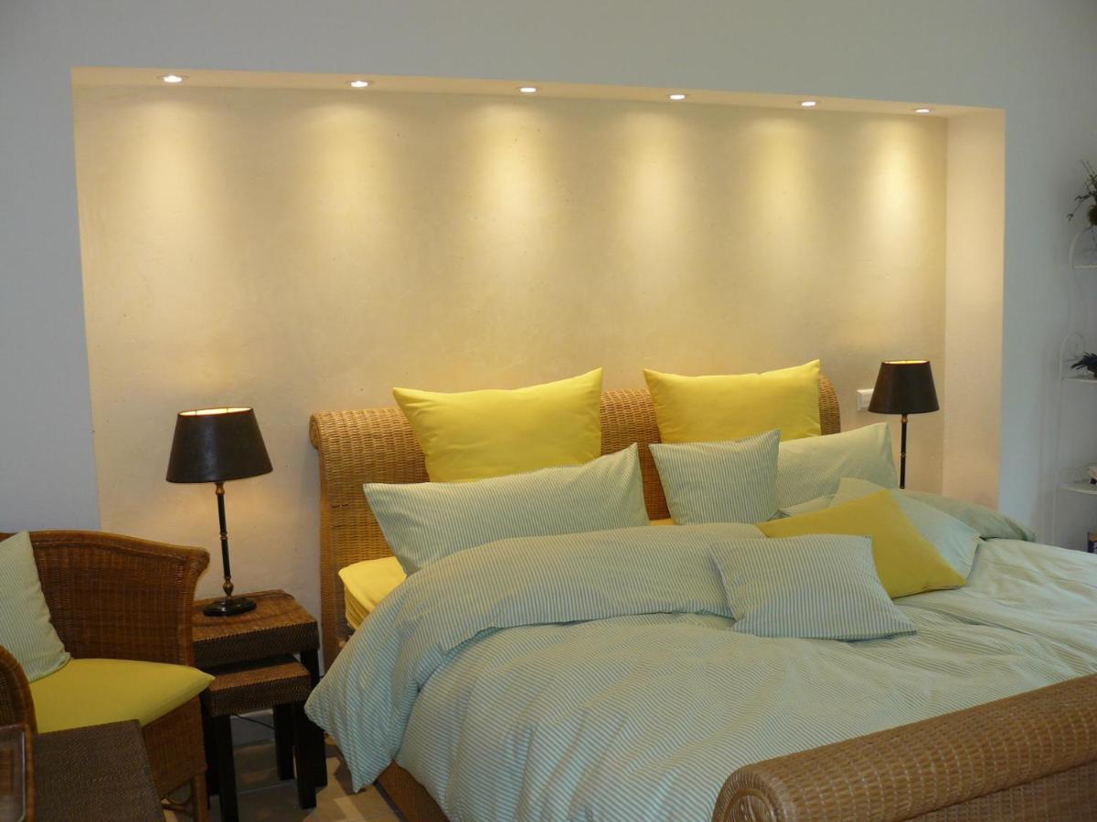 Obernhof Gaestehaus Ina-Maria, Apartments מראה חיצוני תמונה