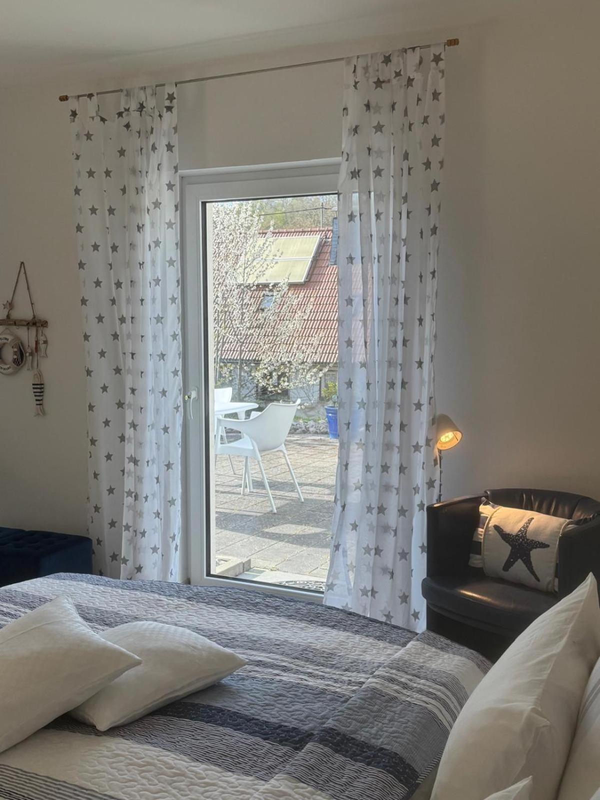 Obernhof Gaestehaus Ina-Maria, Apartments מראה חיצוני תמונה
